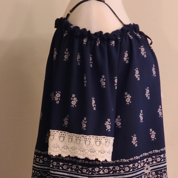 Altard state size S navy blue top - Picture 3 of 16